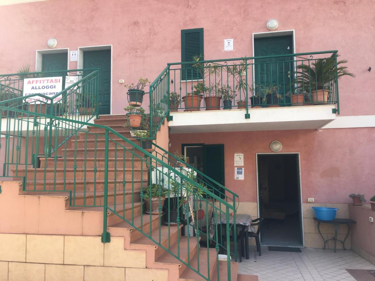 Villamareblu Ventimiglia Bagian luar foto