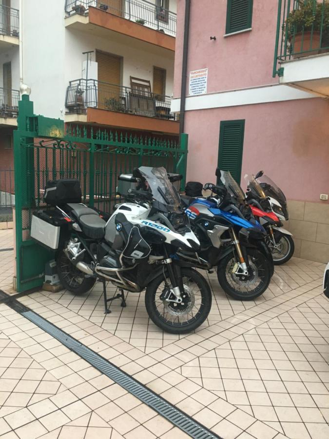 Villamareblu Ventimiglia Bagian luar foto