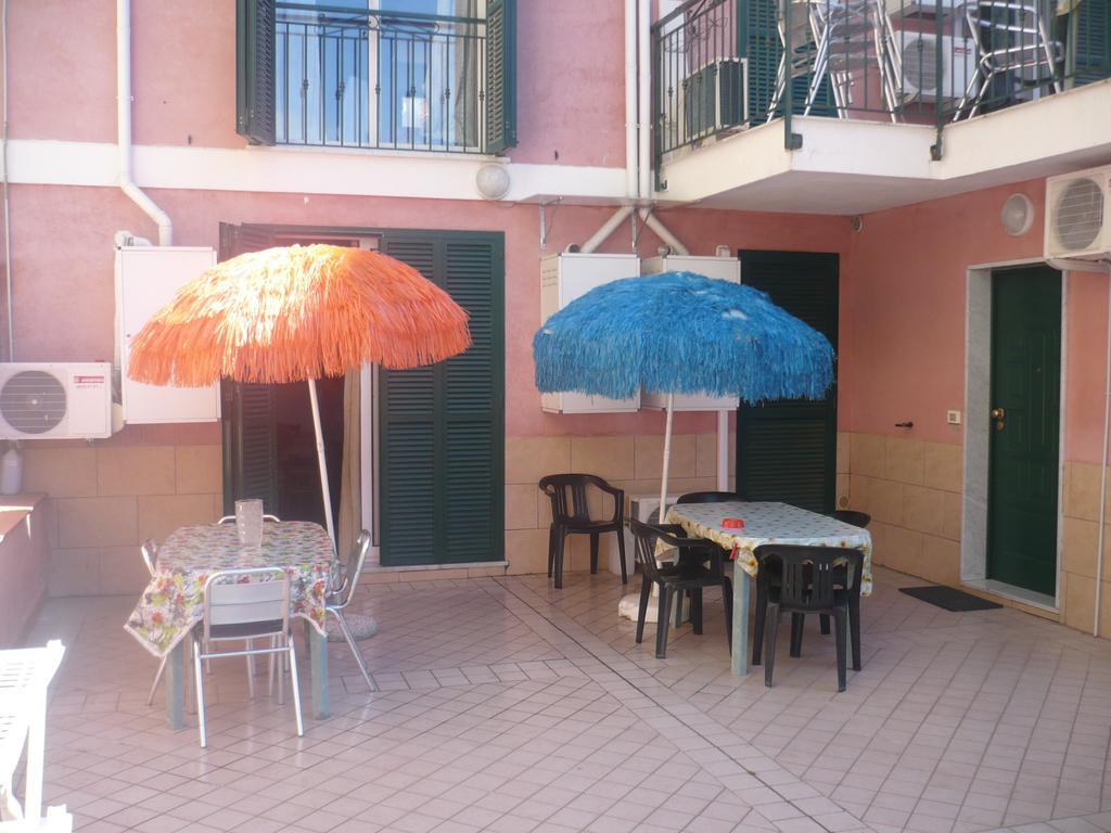 Villamareblu Ventimiglia Ruang foto