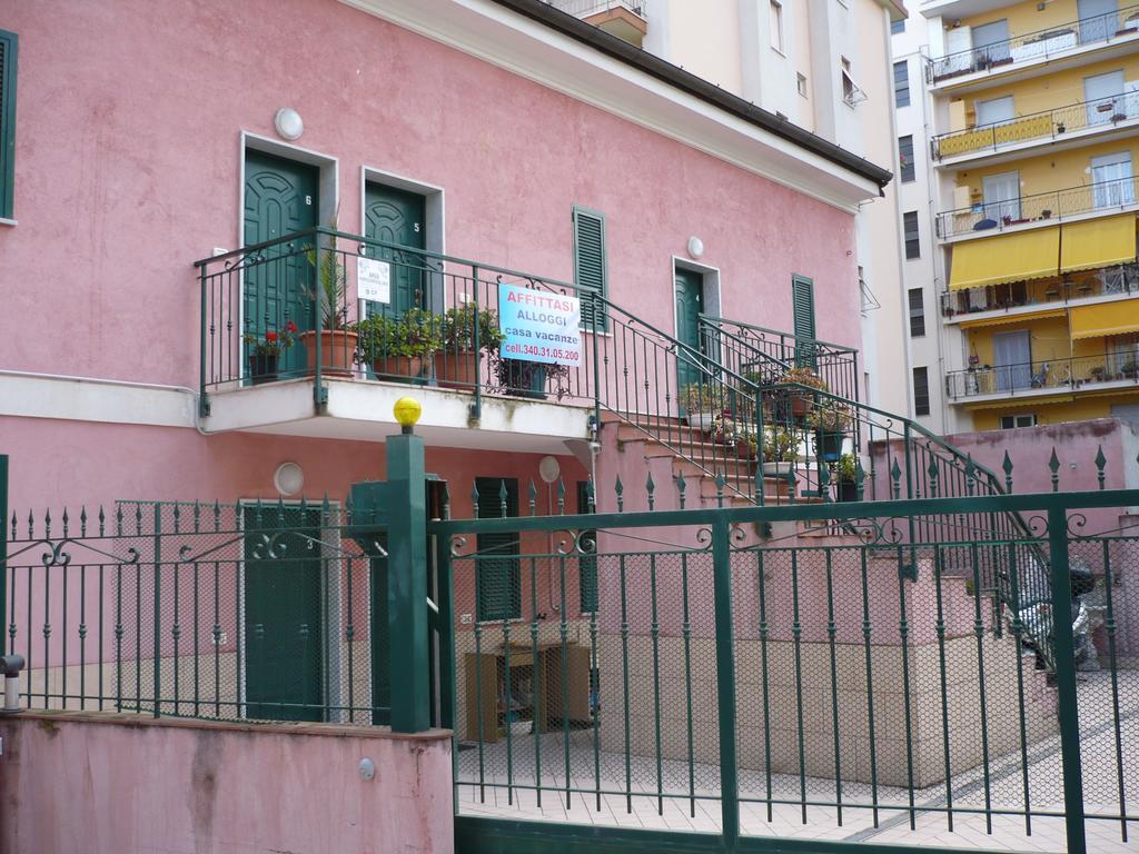 Villamareblu Ventimiglia Ruang foto